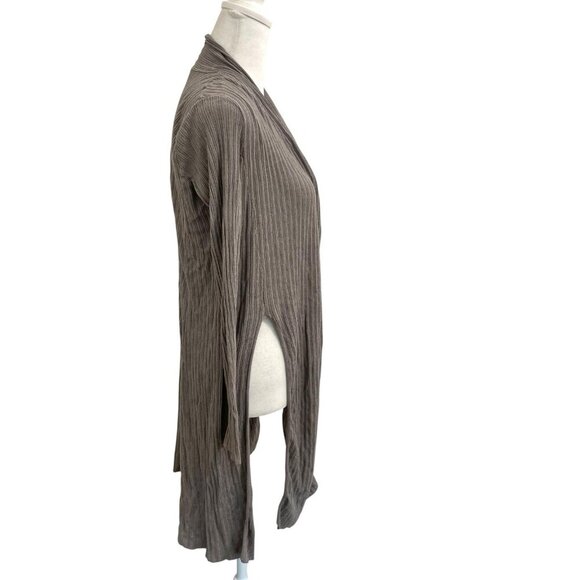MM LaFleur Side Slit Ribbed Lightweight Cardigan Sweater Topper Gray size Medium - Picture 4 of 8